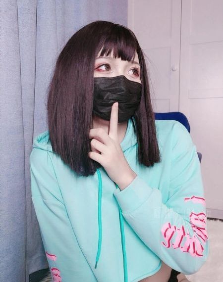 吸血裸女