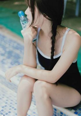 秋山祥子