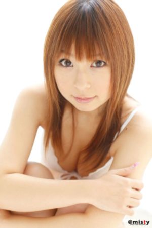 大胸女大学生