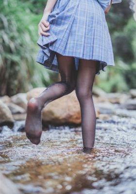 学生眼中的女老师在线